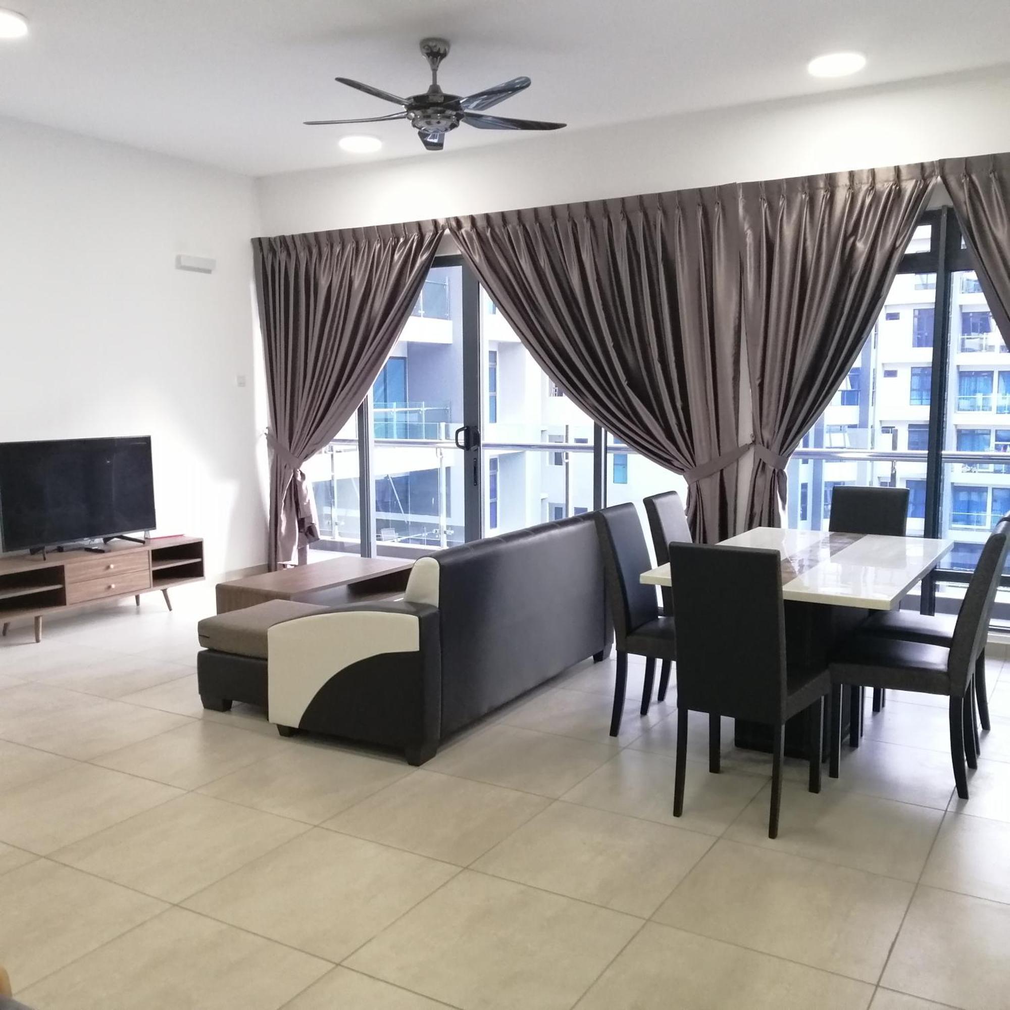 Atlantis Homestayz Apartment